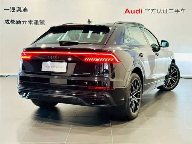 Audi Q8 — Фото автомобиля 4