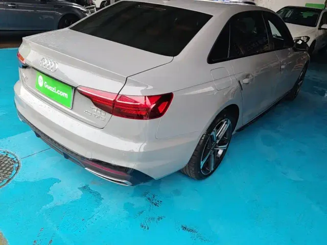 Audi A4L — Фото автомобиля 7