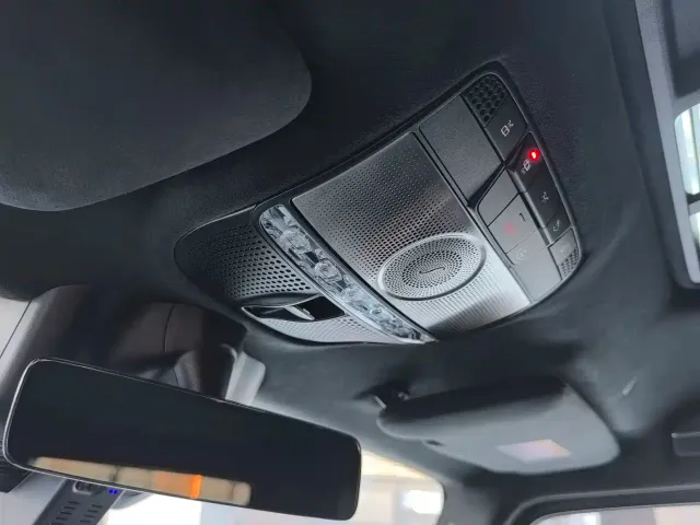 Mercedes-Benz G-Class — Фото автомобиля 16