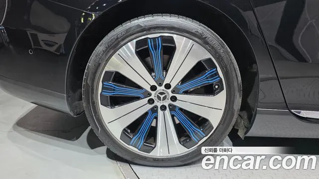 Mercedes-Benz EQS — Фото автомобиля 5