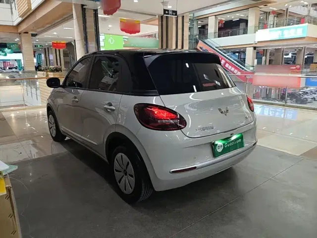 Wuling Bingo — Фото автомобиля 4