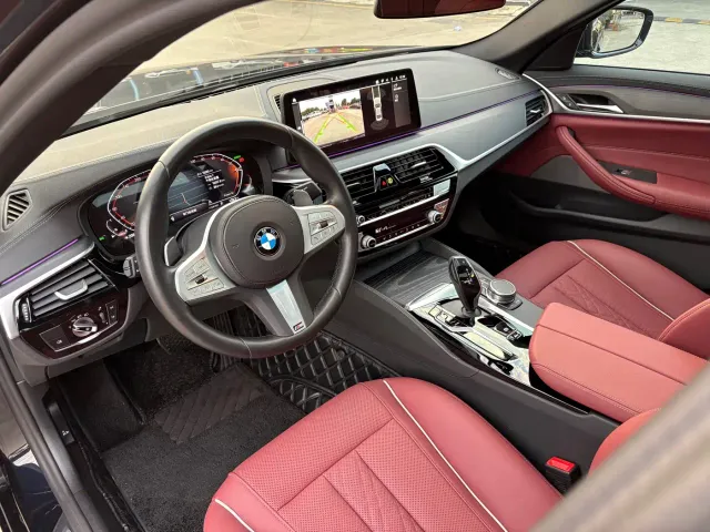 BMW 5 Series — Фото автомобиля 5