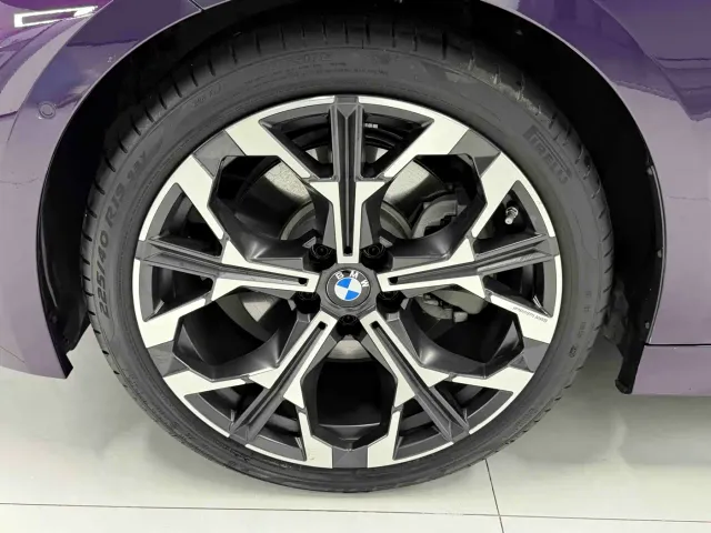 BMW 3 Series — Фото автомобиля 11