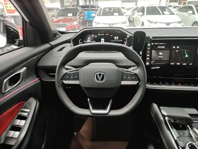 Changan CS55 Plus — Фото автомобиля 10