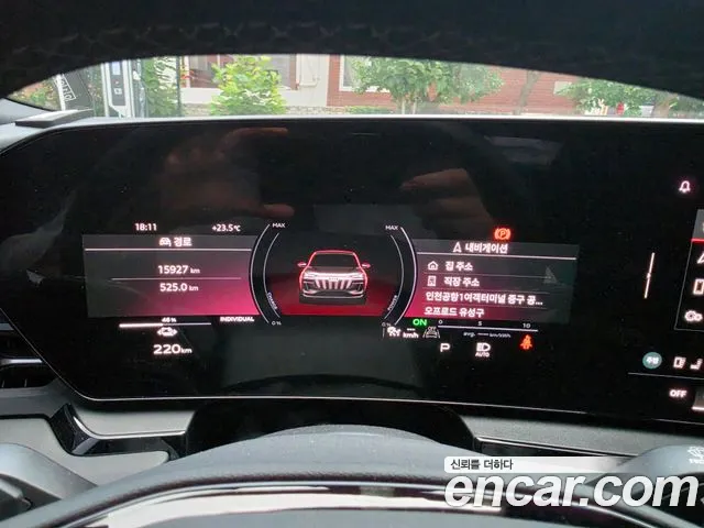 Audi Q6 e-tron — Фото автомобиля 6