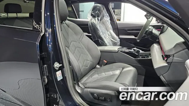 BMW 5-Series 5 серия (G60) 523d M Sport — Фото автомобиля 22