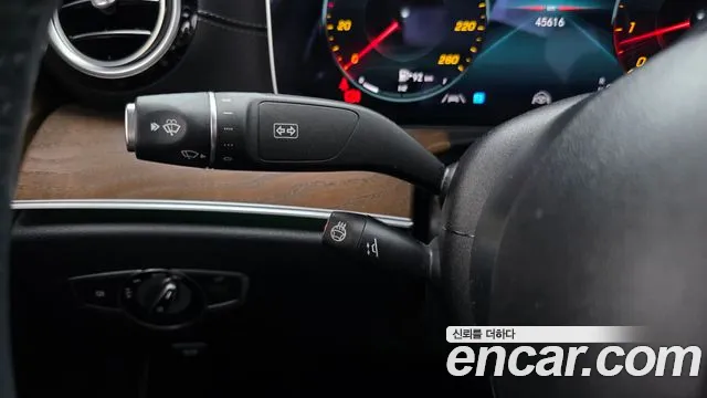 Mercedes-Benz E-Class W213 — Фото автомобиля 26