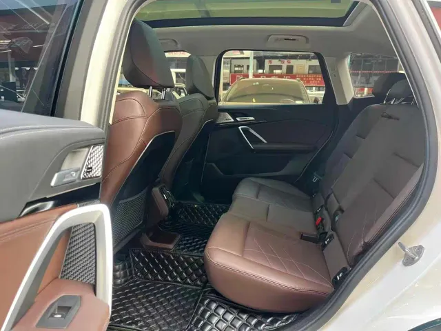 BMW X1 — Фото автомобиля 5