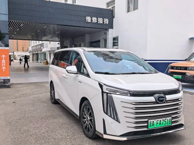GAC Trumpchi E9 — Фото автомобиля 3
