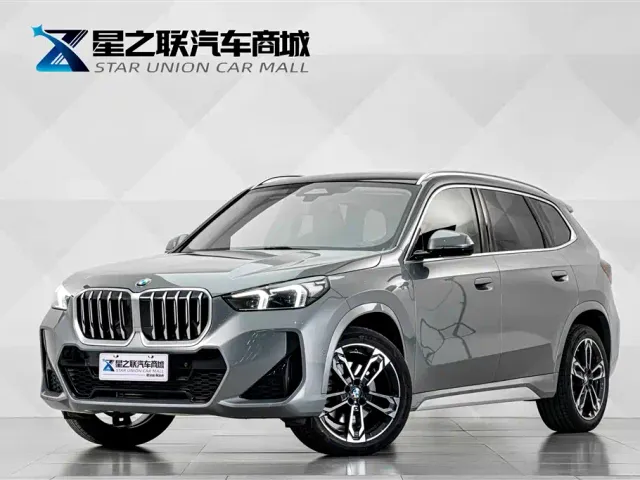Фотография автомобиля — BMW X1