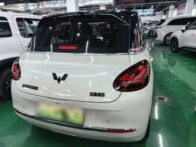 Wuling Bingo — Фото автомобиля 5