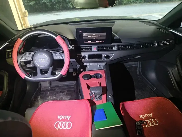 Audi A4L — Фото автомобиля 10