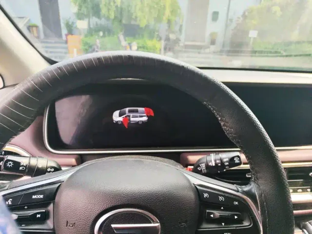 GAC Trumpchi M6 — Фото автомобиля 12
