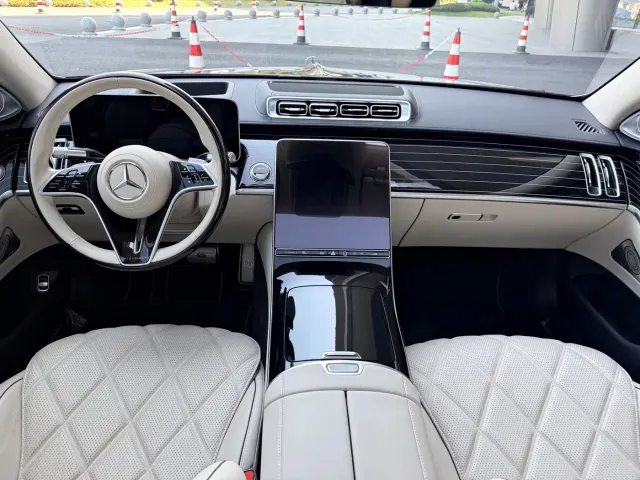 Mercedes-Benz Maybach S-Class — Фото автомобиля 13