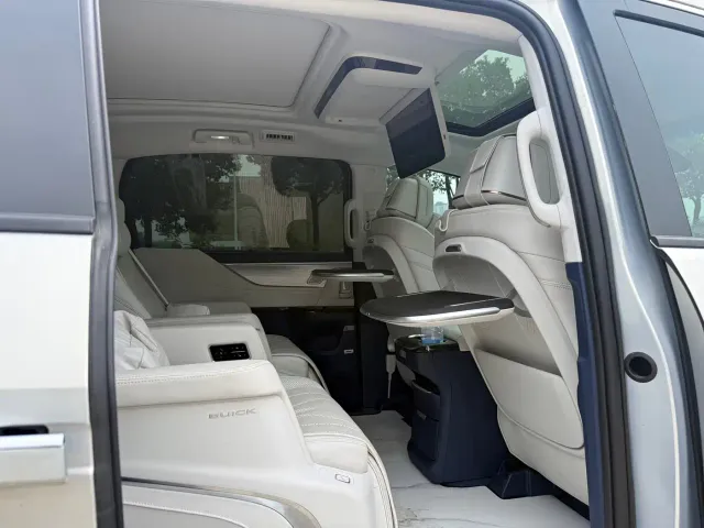Buick Buick GL8 New Energy 2024 Land Honor Luxury Edition 6-Seater — Фото автомобиля 7
