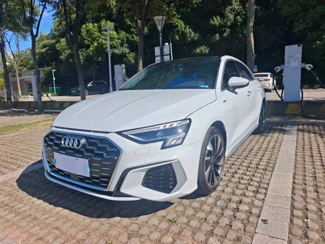 Фотография автомобиля — Audi A3