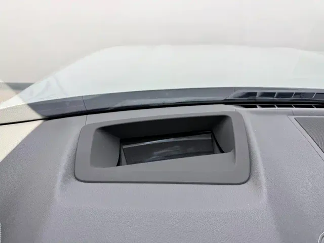 BMW iX3 — Фото автомобиля 25
