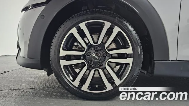 Mini Cooper — Фото автомобиля 5