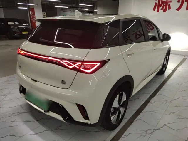 BYD Dolphin — Фото автомобиля 6