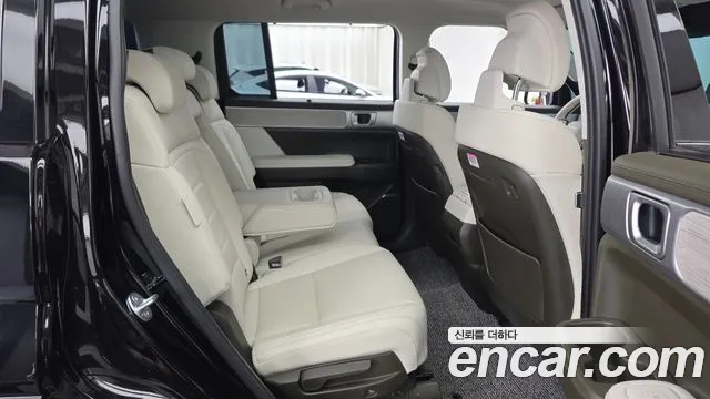 Hyundai Santa Fe — Фото автомобиля 18