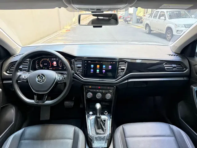 Volkswagen T-Roc — Фото автомобиля 8