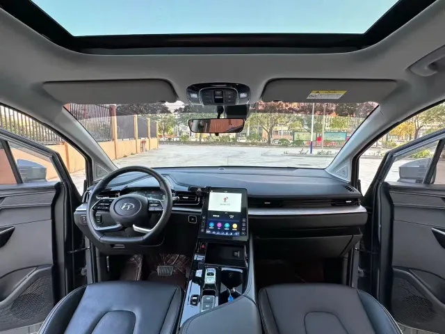 Hyundai Custo — Фото автомобиля 5