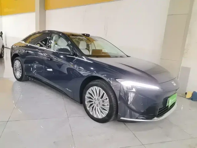 Buick Electra L7 — Фото автомобиля 3