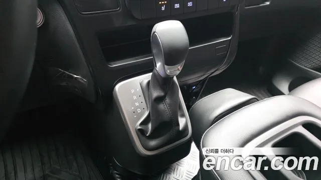Hyundai Staria Staria Карго 3 места — Фото автомобиля 9