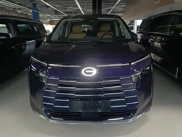 GAC Trumpchi E8 — Фото автомобиля 2
