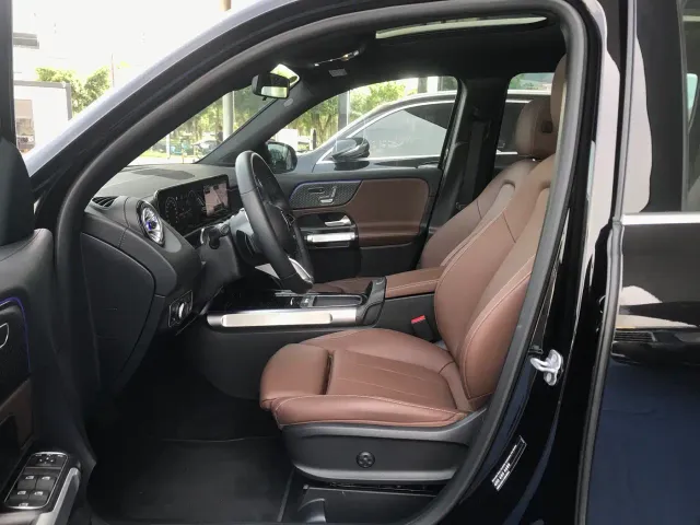 Mercedes-Benz GLB-Class — Фото автомобиля 7