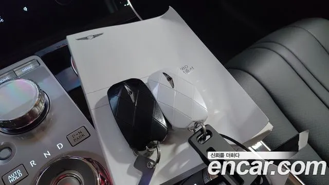 Genesis GV80 — Фото автомобиля 20