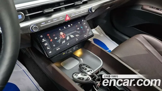 Hyundai Grandeur Grandeur (GN7) 3.5 Бензин 2WD — Фото автомобиля 17