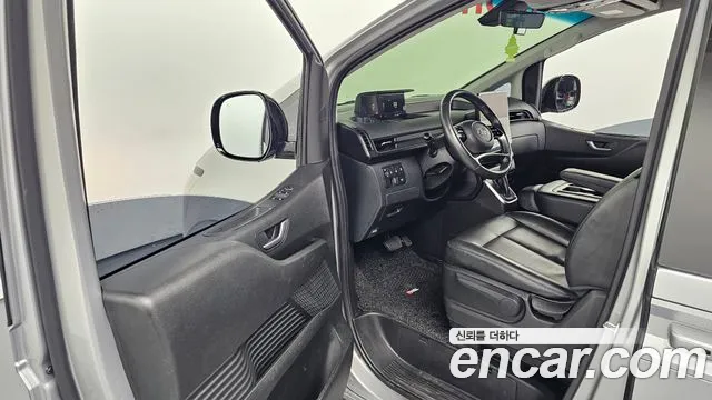 Hyundai Staria Staria Tourer 11 мест — Фото автомобиля 10