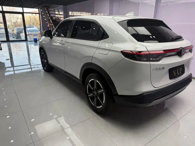 Honda Vezel — Фото автомобиля 4