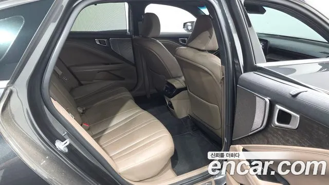 Kia K8 K8 Hybrid — Фото автомобиля 12