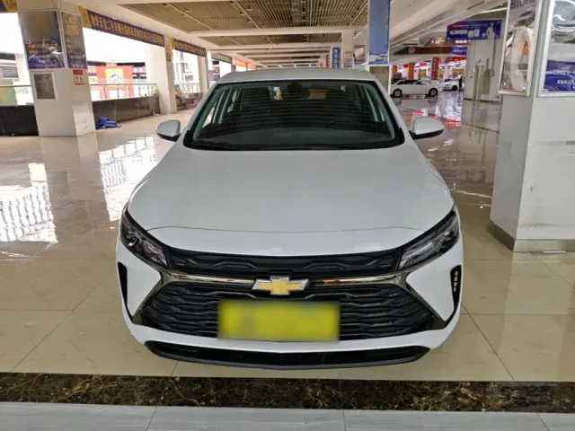 Chevrolet Monza — Фото автомобиля 2