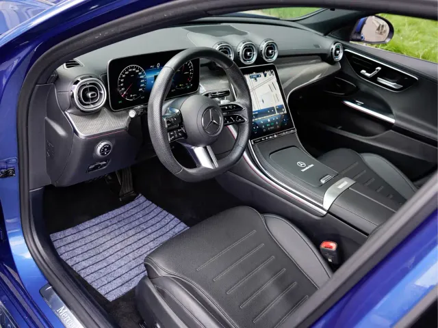 Mercedes-Benz C-Class — Фото автомобиля 11