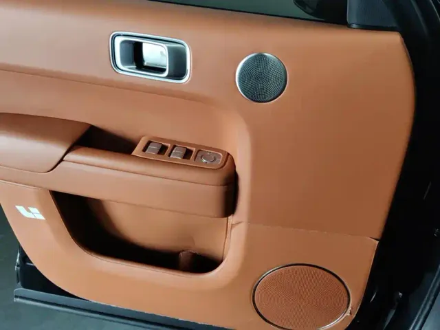 Li Auto L9 — Фото автомобиля 7