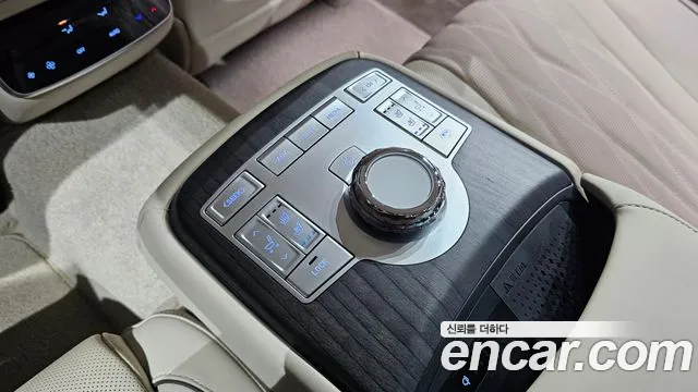 Genesis G80 Бензин 2.5 турбо AWD — Фото автомобиля 13