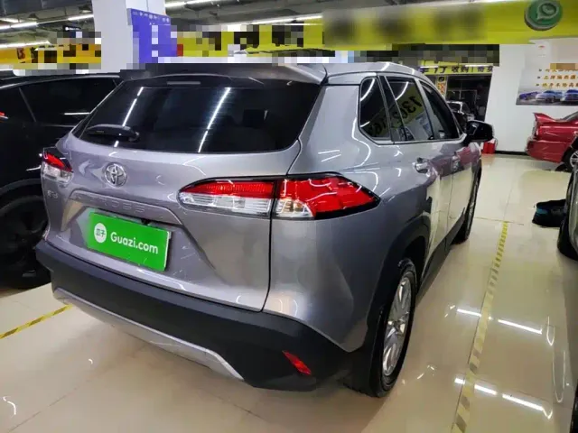 Toyota Corolla Cross — Фото автомобиля 6