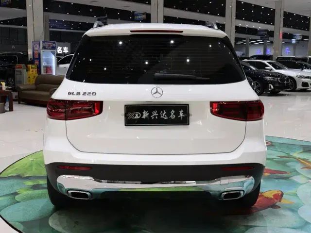 Mercedes-Benz GLB-Class — Фото автомобиля 5