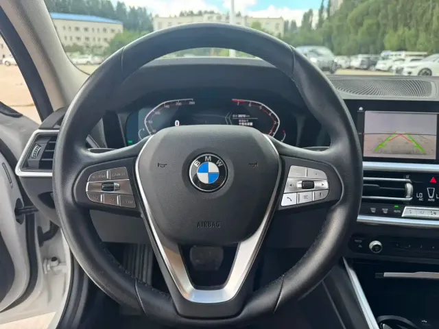 BMW BMW 3 Series 2023 320i M Sport Package — Фото автомобиля 10