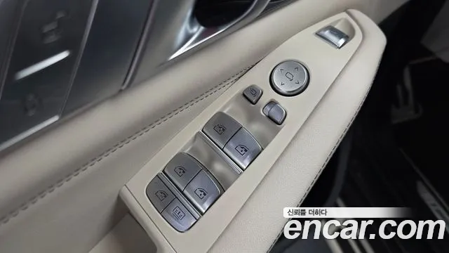 BMW X7 xDrive 40i M Sport Онлайн Exclusive Edition 6 мест — Фото автомобиля 29