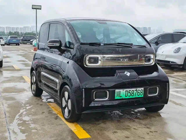 Baojun KiWi EV — Фото автомобиля 5
