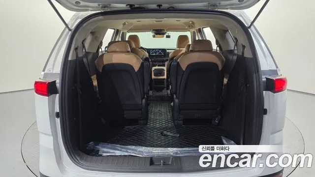 Kia Canival Carnival 4 поколение Бензин 9 мест Prestige — Фото автомобиля 23