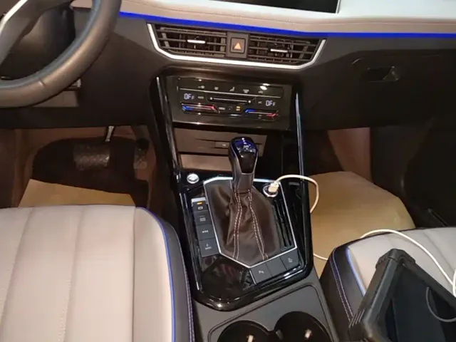Volkswagen Tayron GTE Plug-in Hybrid — Фото автомобиля 13