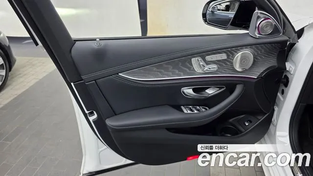 Mercedes-Benz E-Class W213 — Фото автомобиля 13