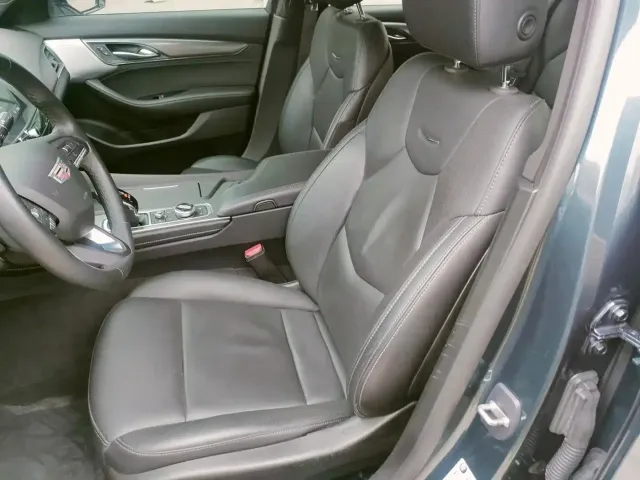 Cadillac CT5 — Фото автомобиля 10