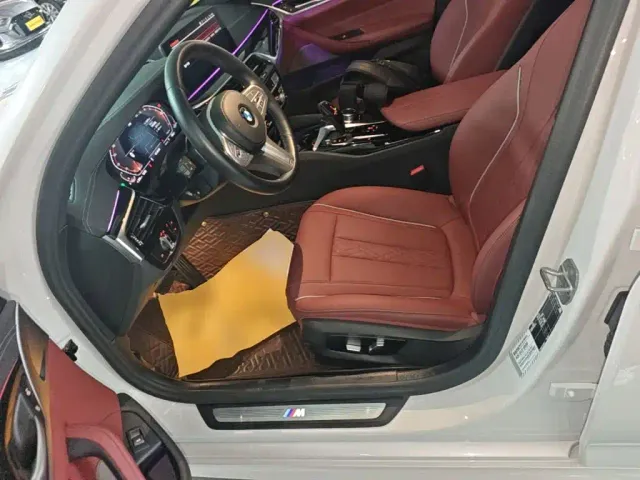 BMW 5 Series — Фото автомобиля 14