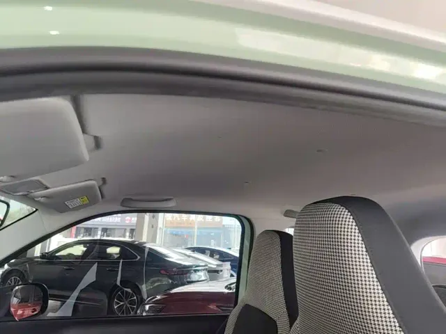 Wuling Hongguang Mini EV — Фото автомобиля 17